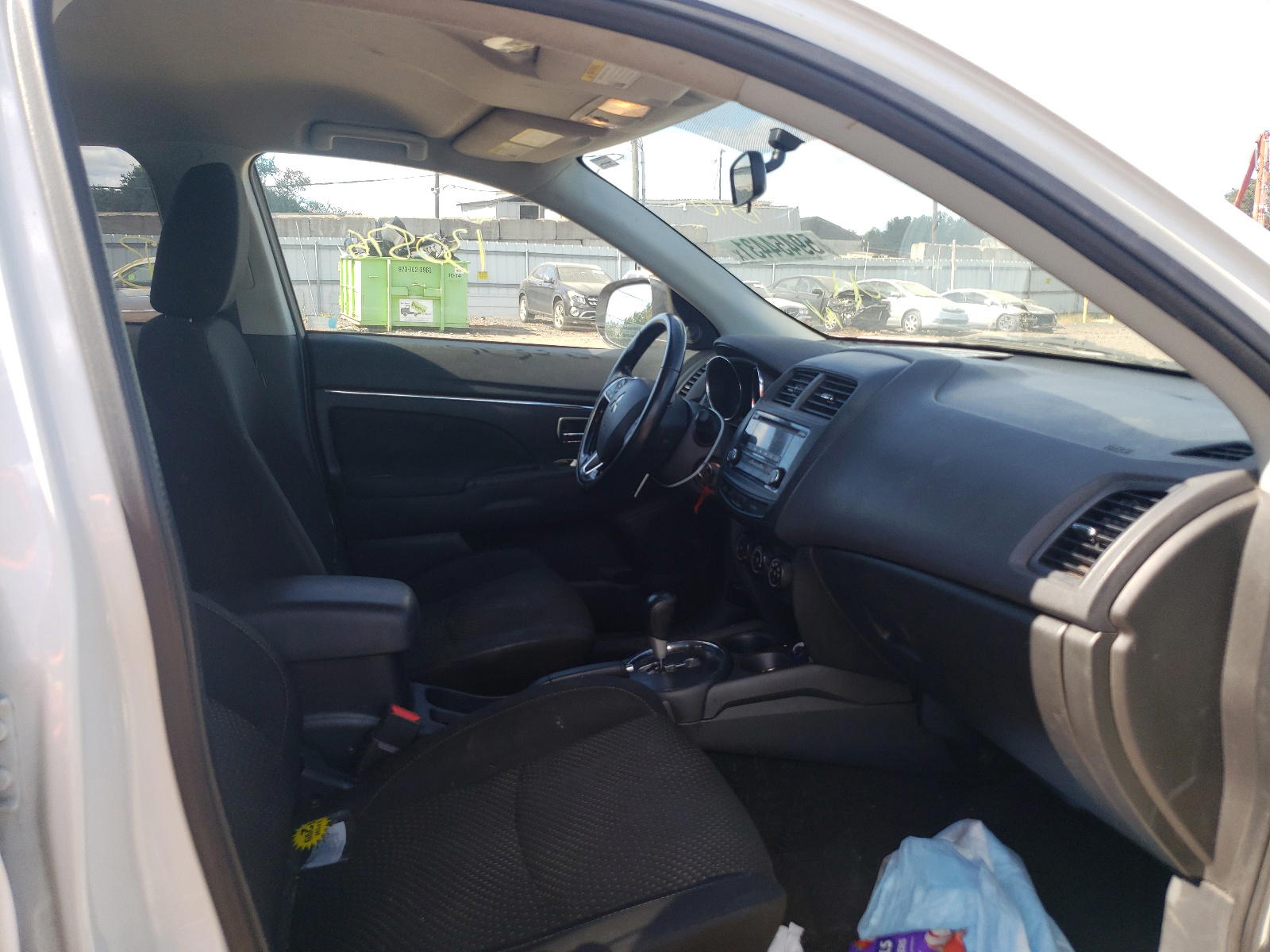 Photo 5 from auction – 2016 MITSUBISHI OUTLANDER with VIN JA4AR3AU0GZ035134