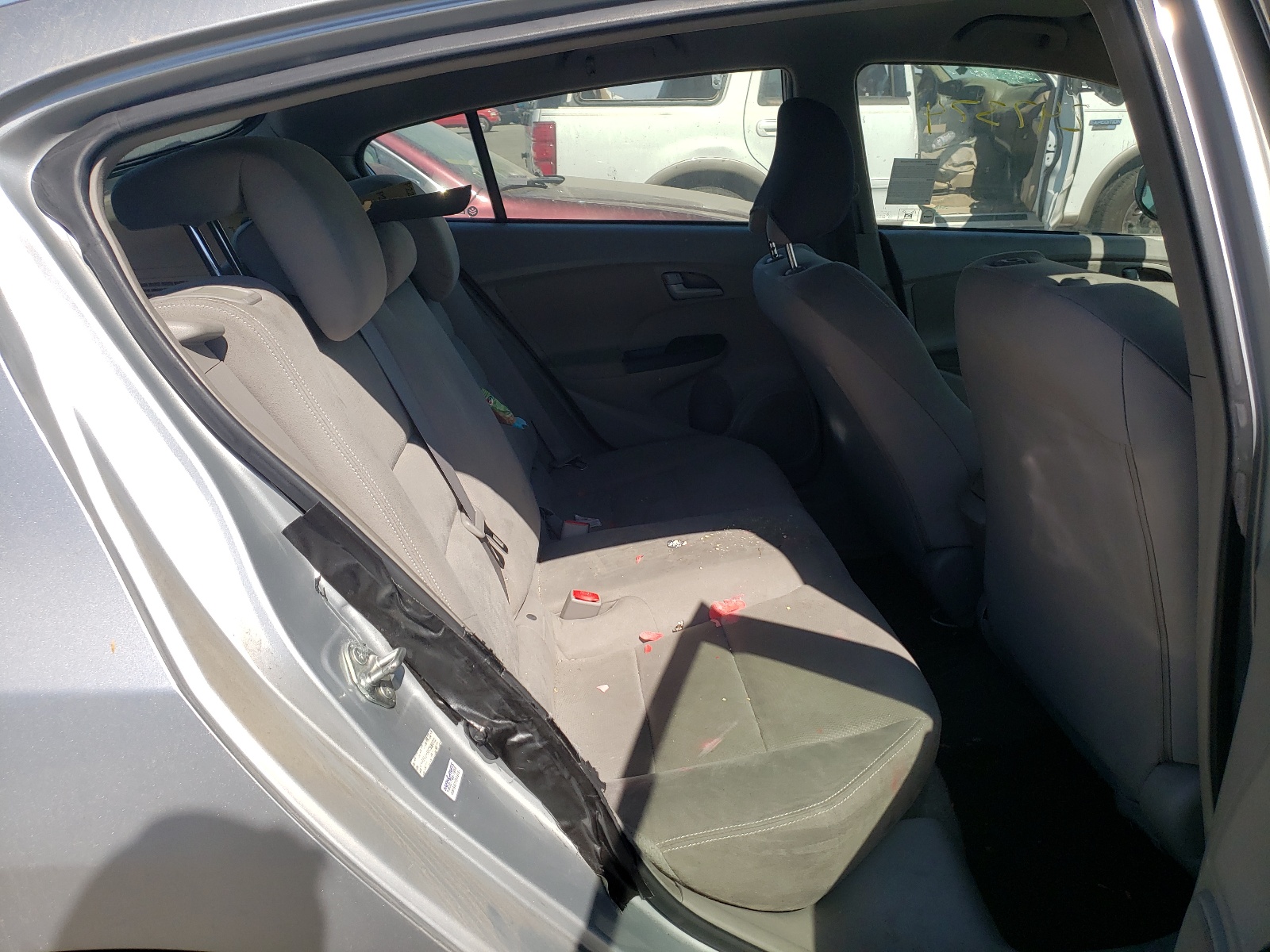 Photo 6 from auction – 2012 HONDA INSIGHT LX with VIN JHMZE2H59CS000722
