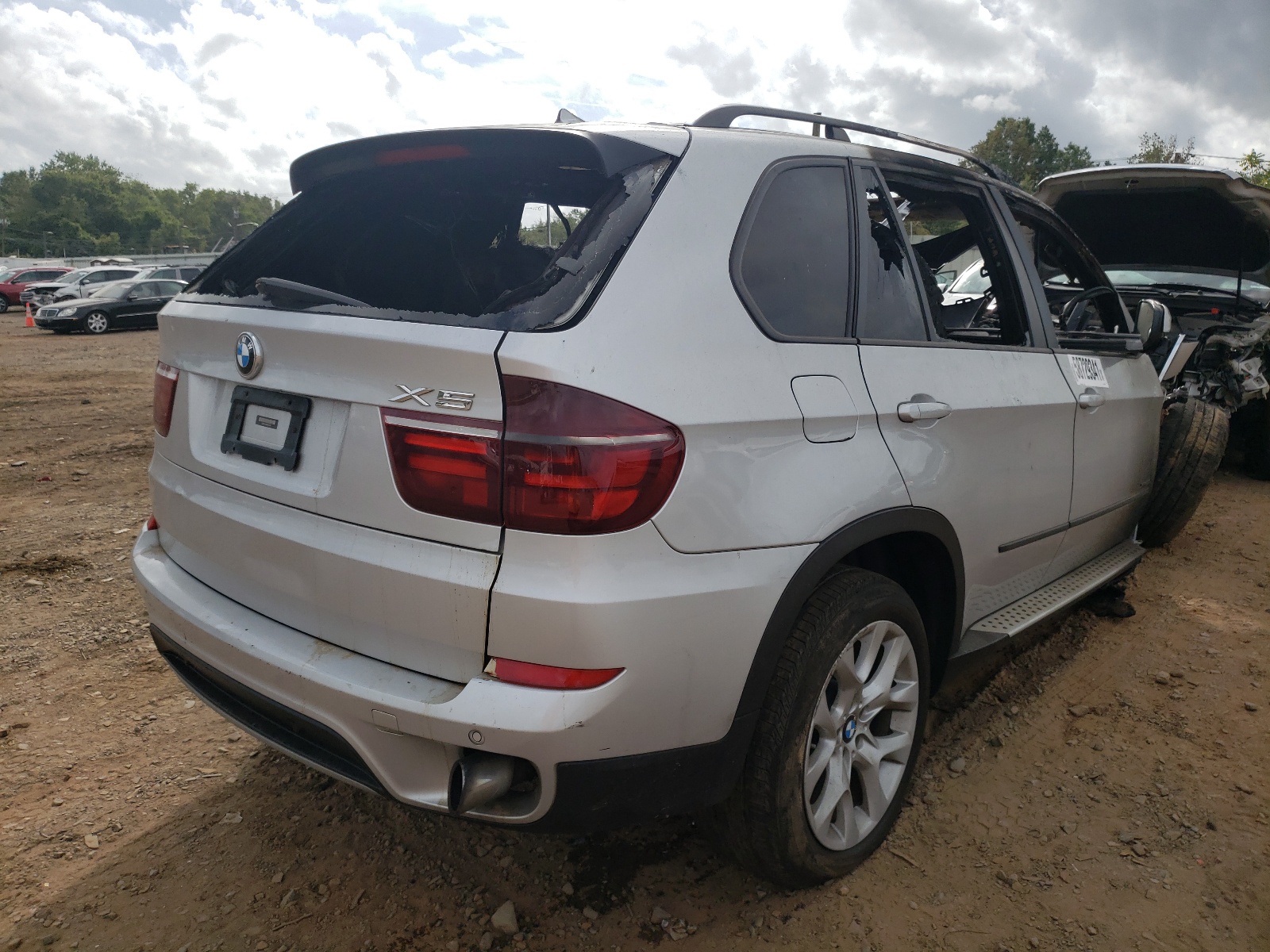 Photo 4 from auction – 2013 BMW X5 XDRIVE3 with VIN 5UXZV4C52D0G51466