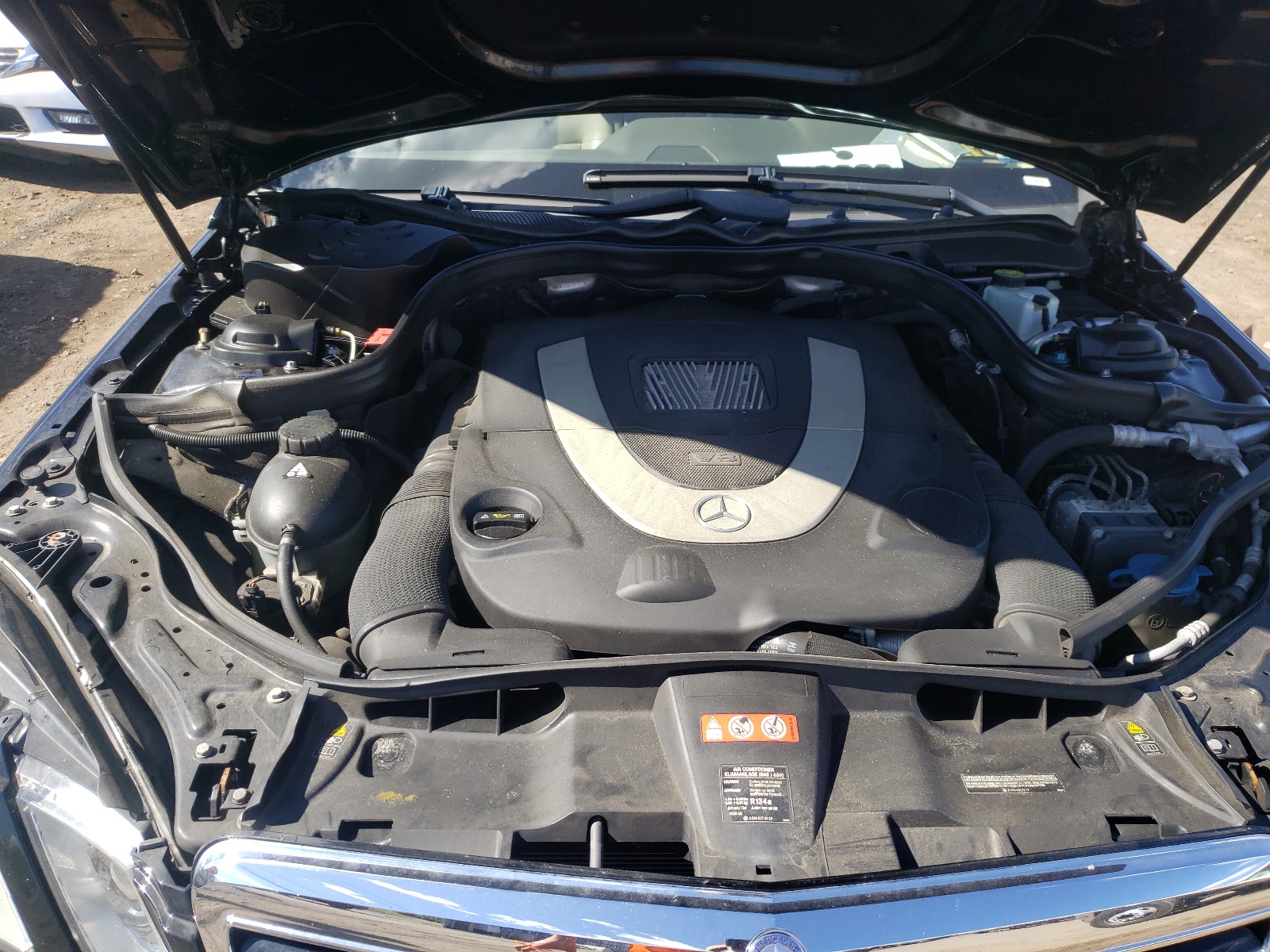 Photo 7 from auction – 2011 MERCEDES-BENZ E 550 4MAT with VIN WDDHF9AB3BA499479