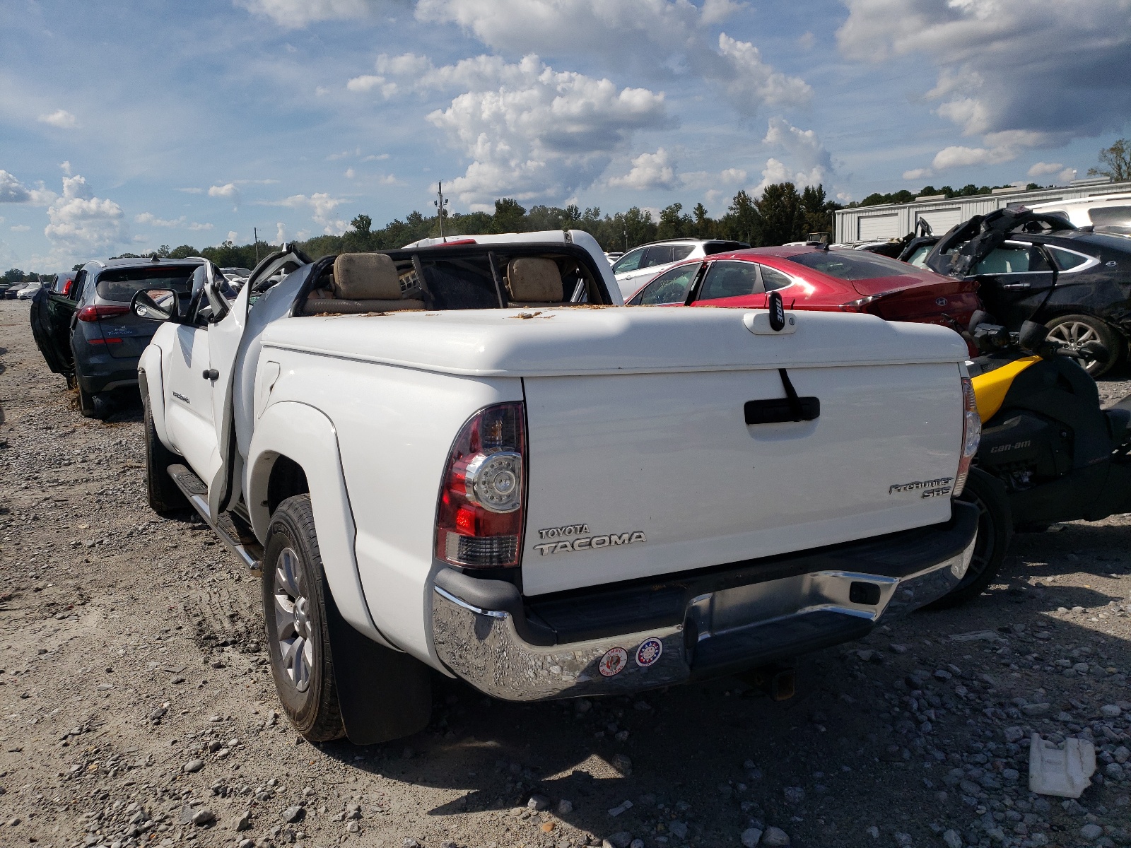 Photo 3 from auction – 2012 TOYOTA TACOMA DOU with VIN 5TFJX4GN3CX010347