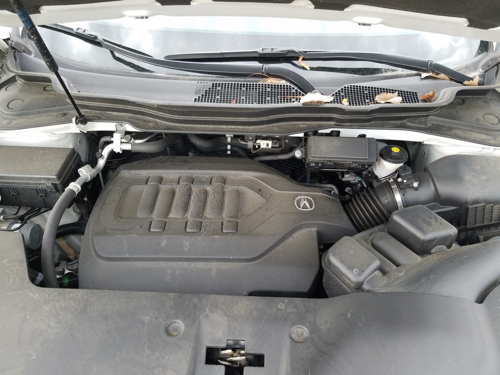 Photo 7 from auction – 2017 ACURA MDX TECHNO with VIN 5J8YD4H55HL004832