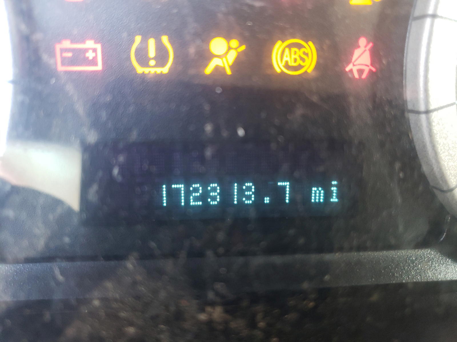 Photo 8 from auction – 2011 FORD ESCAPE XLS with VIN 1FMCU0C74BKA05506