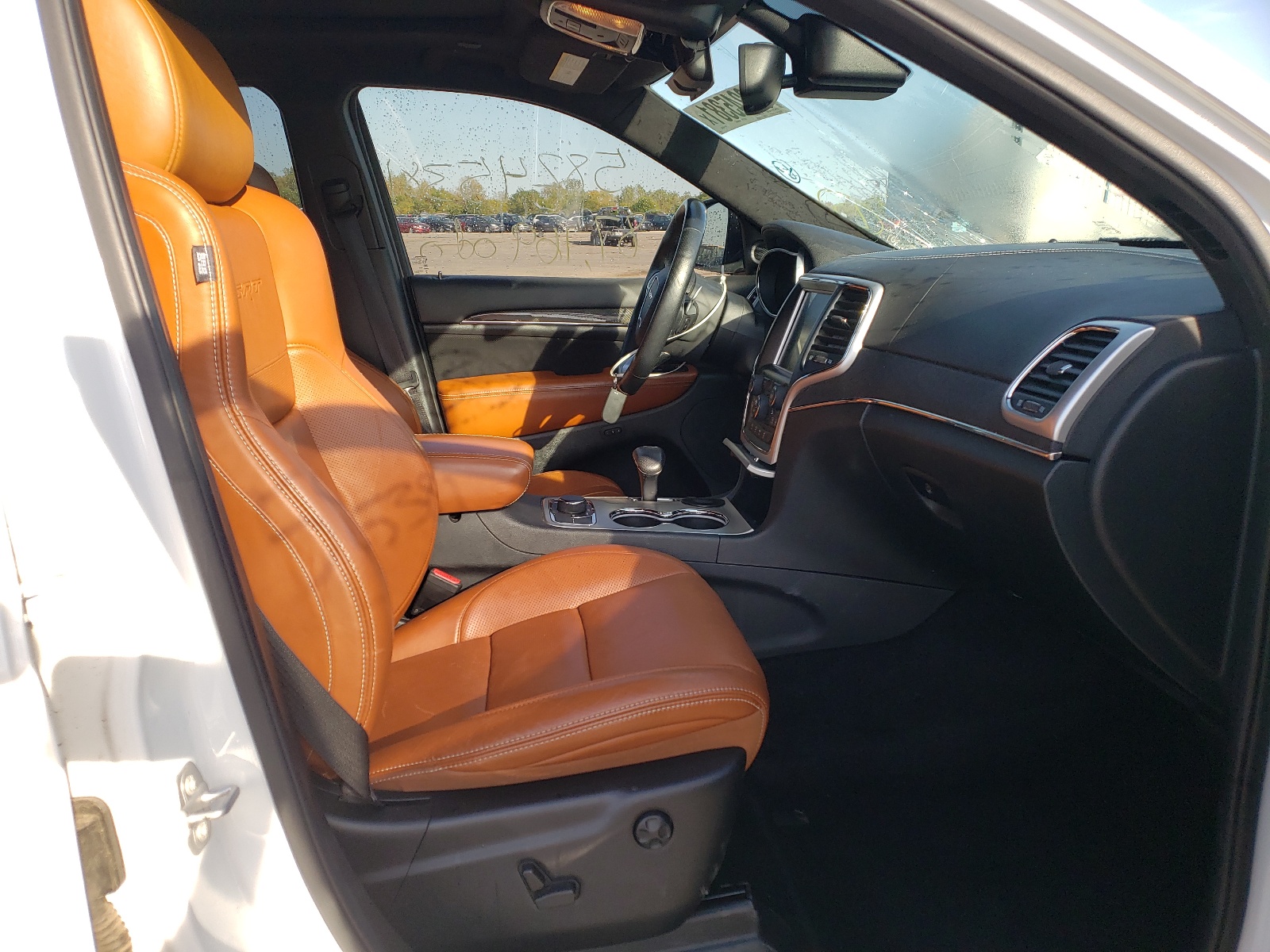 Photo 5 from auction – 2015 JEEP GRAND CHER with VIN 1C4RJFDJ7FC647982
