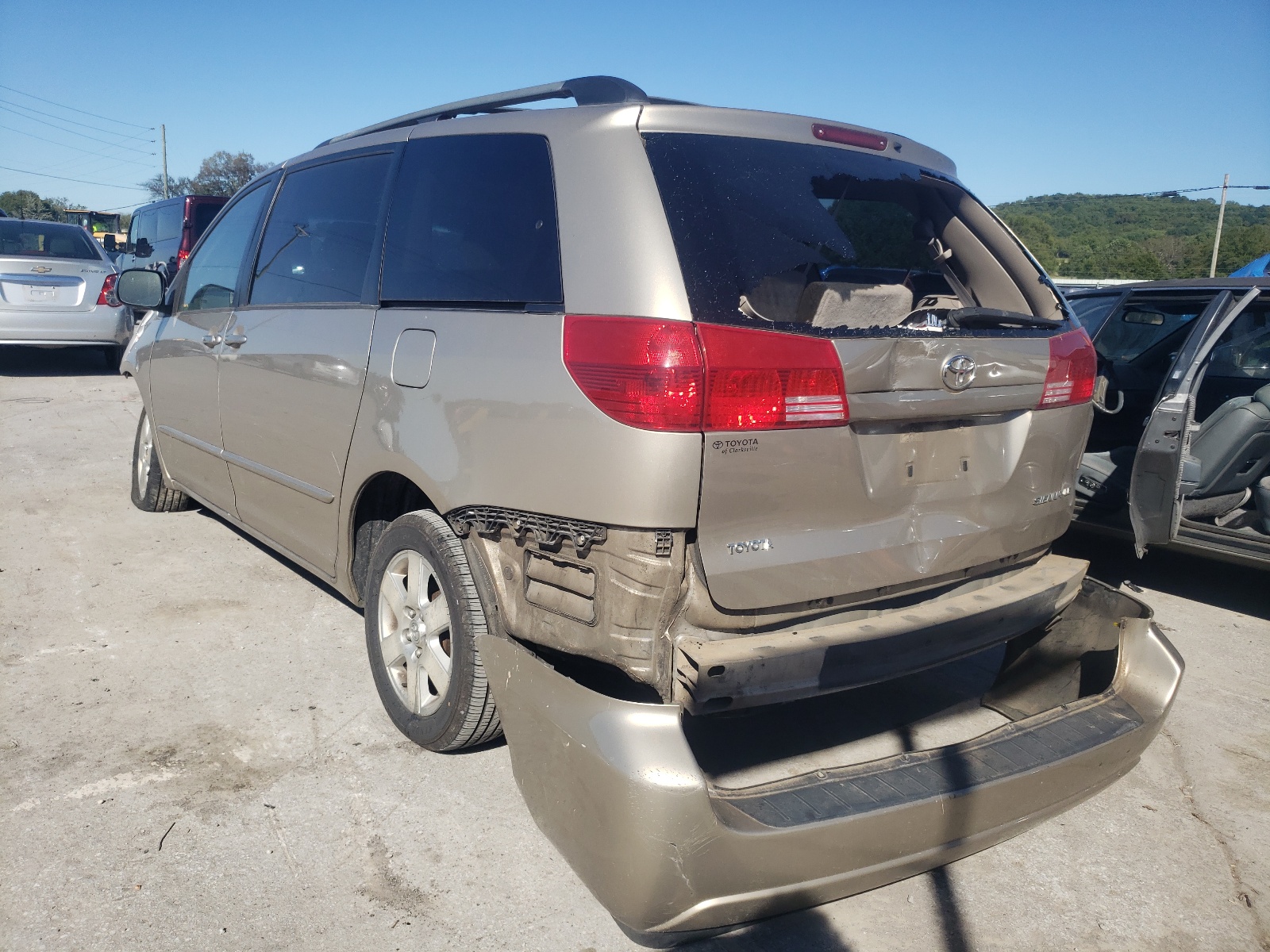 Photo 3 from auction – 2004 TOYOTA SIENNA with VIN 5TDZA23CX4S057511