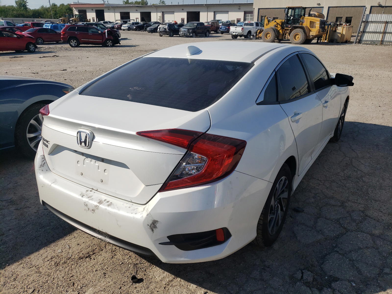 Photo 4 from auction – 2017 HONDA CIVIC EX with VIN 19XFC2F79HE004813