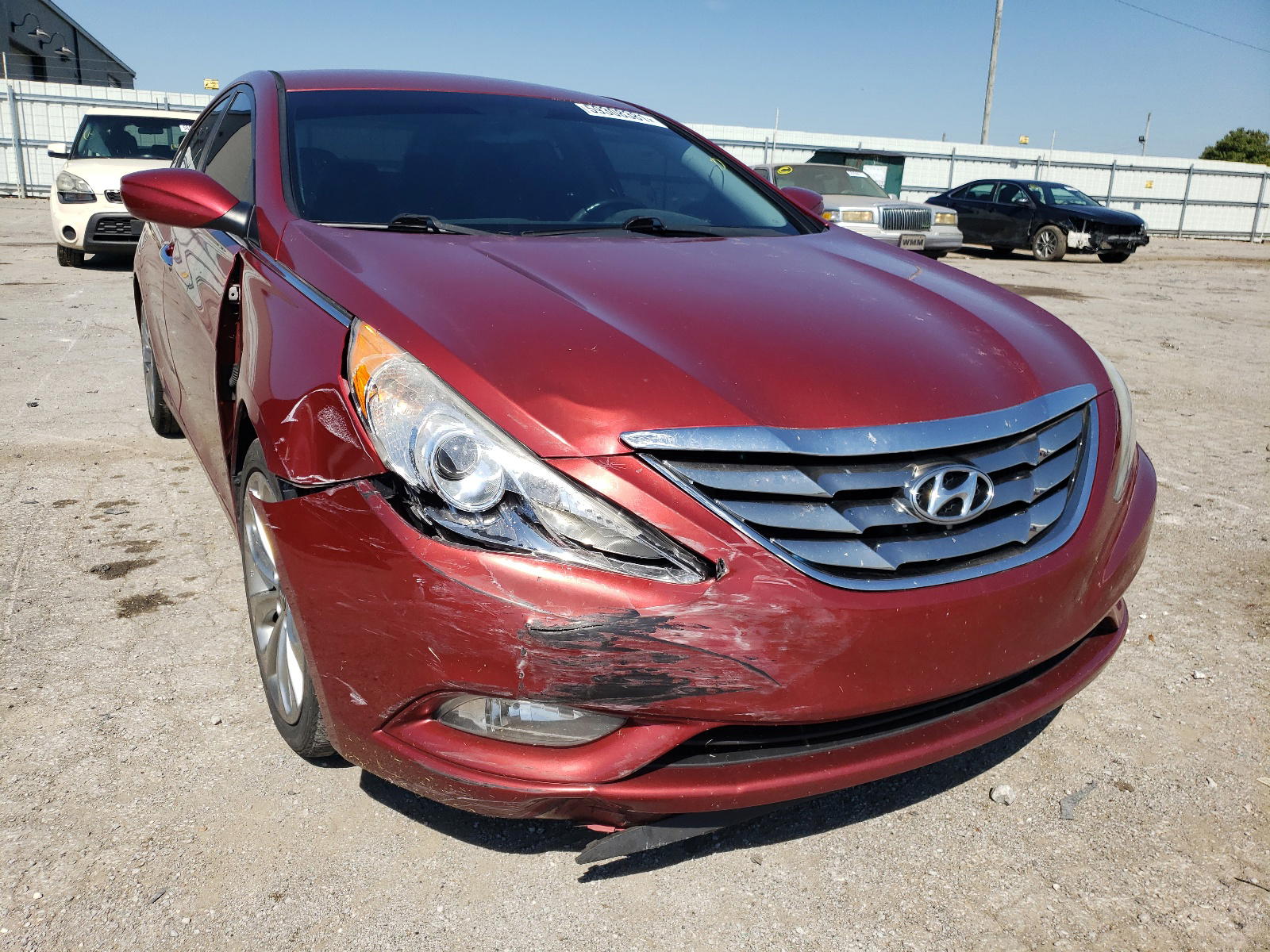 Photo 9 from auction – 2012 HYUNDAI SONATA SE with VIN 5NPEC4ABXCH387393