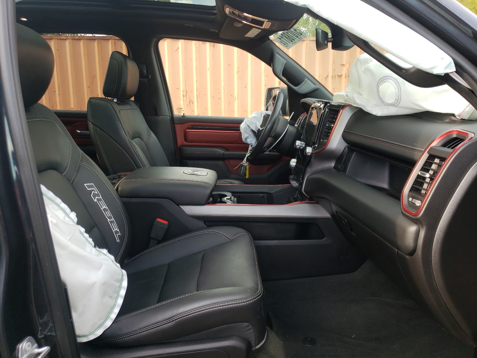 Photo 5 from auction – 2019 RAM 1500 REBEL with VIN 1C6SRFLT6KN820068