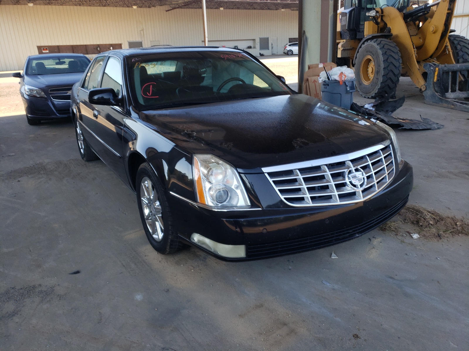 CADILLAC DTS LUXURY 2011 with VIN 1G6KD5E63BU111440 - Photo from auction