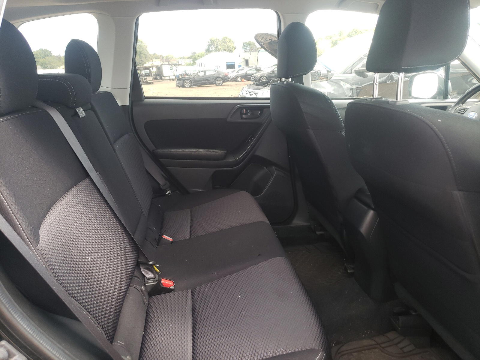 Photo 6 from auction – 2016 SUBARU FORESTER 2 with VIN JF2SJADC5GH483093
