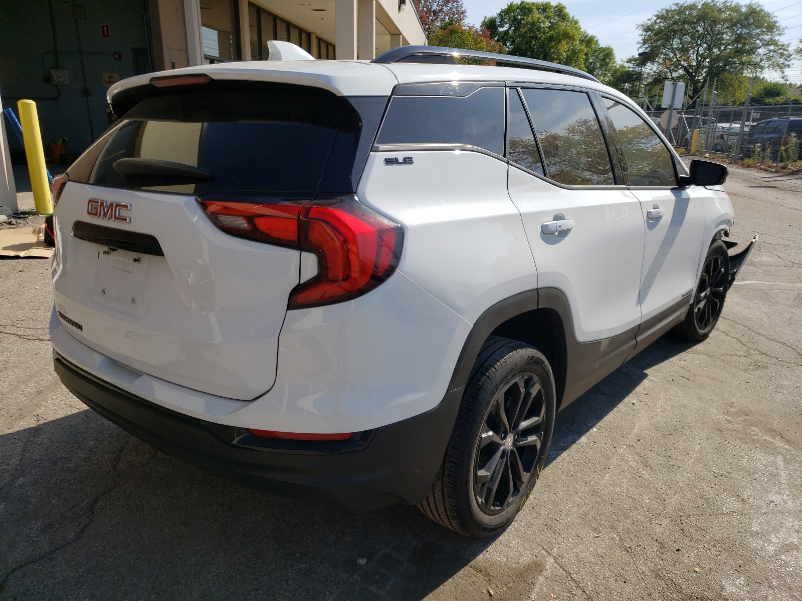 Photo 4 from auction – 2020 GMC TERRAIN SL with VIN 3GKALMEV9LL100083