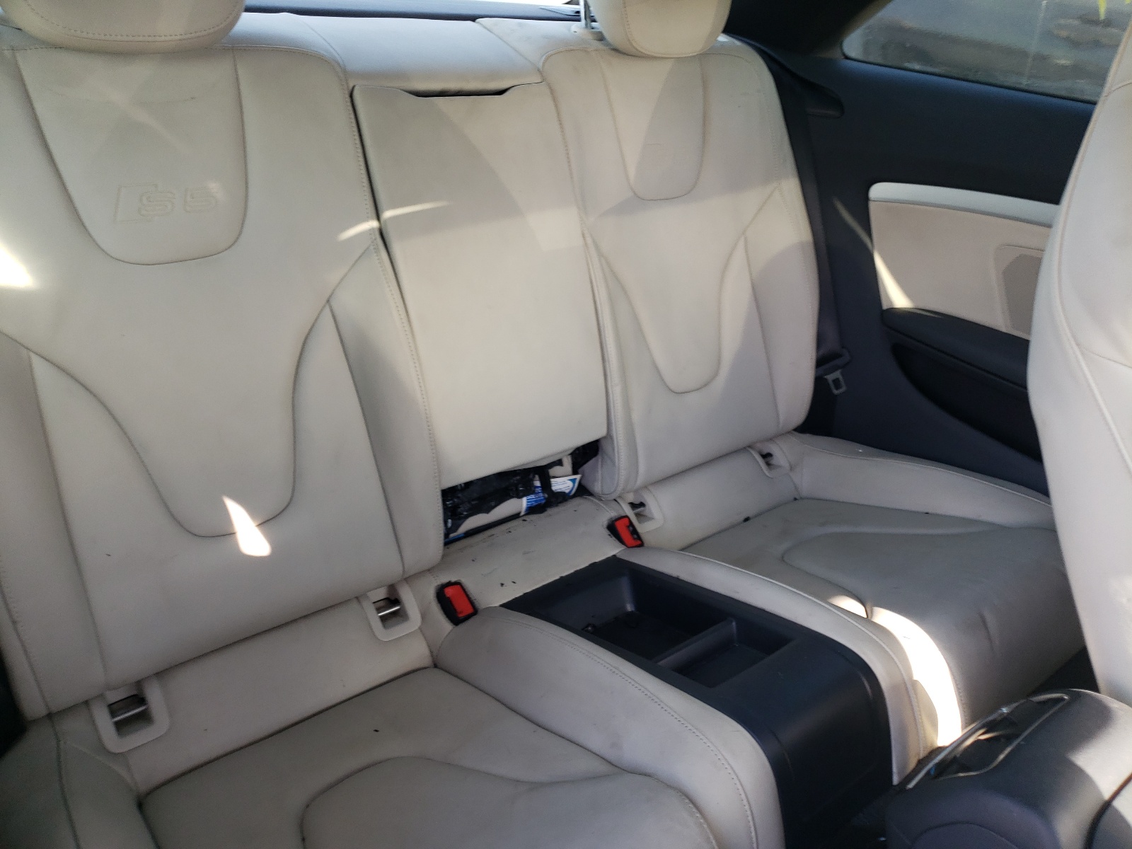 Photo 6 from auction – 2008 AUDI S5 QUATTRO with VIN WAURV78T48A046207