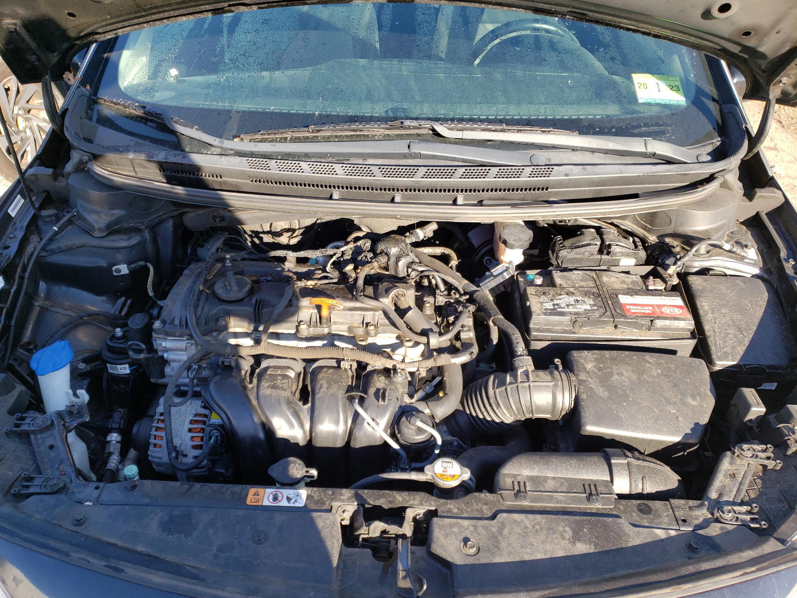 Photo 7 from auction – 2015 KIA FORTE EX with VIN KNAFX4A85F5339377