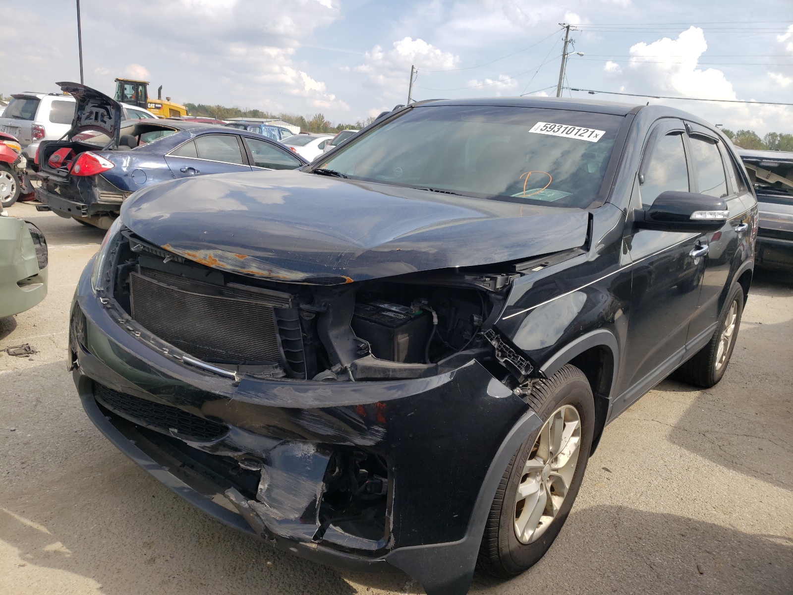 Photo 2 from auction – 2015 KIA SORENTO LX with VIN 5XYKT3A64FG582367