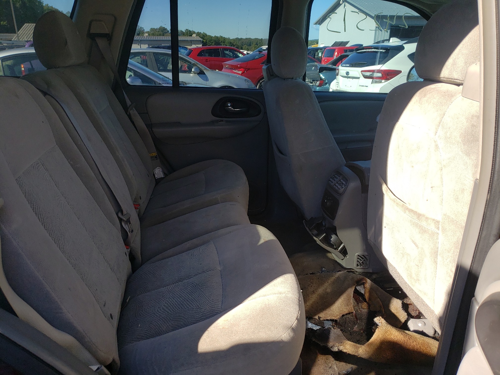 Photo 6 from auction – 2006 CHEVROLET TRAILBLAZE with VIN 1GNDT13S162356635