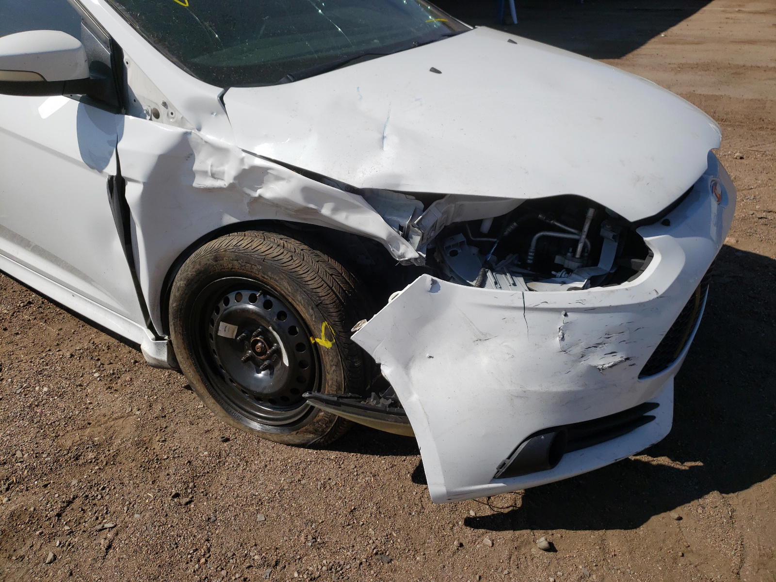 Photo 9 from auction – 2014 FORD FOCUS ST with VIN 1FADP3L97EL212463