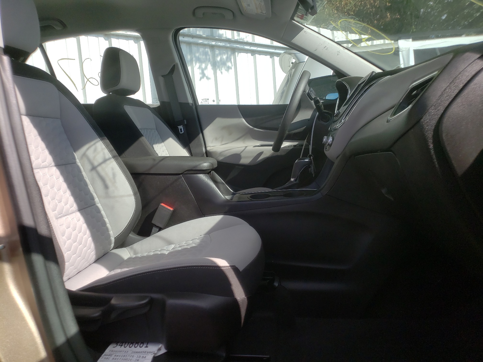 Photo 5 from auction – 2019 CHEVROLET EQUINOX LS with VIN 2GNAXSEV9K6170598