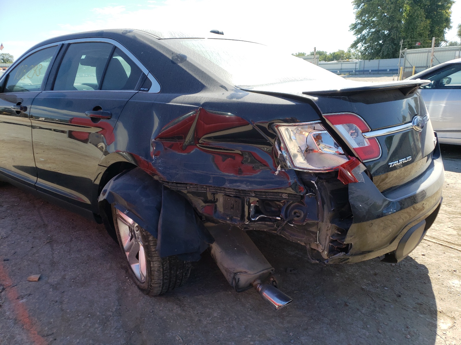 Photo 9 from auction – 2010 FORD TAURUS SHO with VIN 1FAHP2KT3AG140284