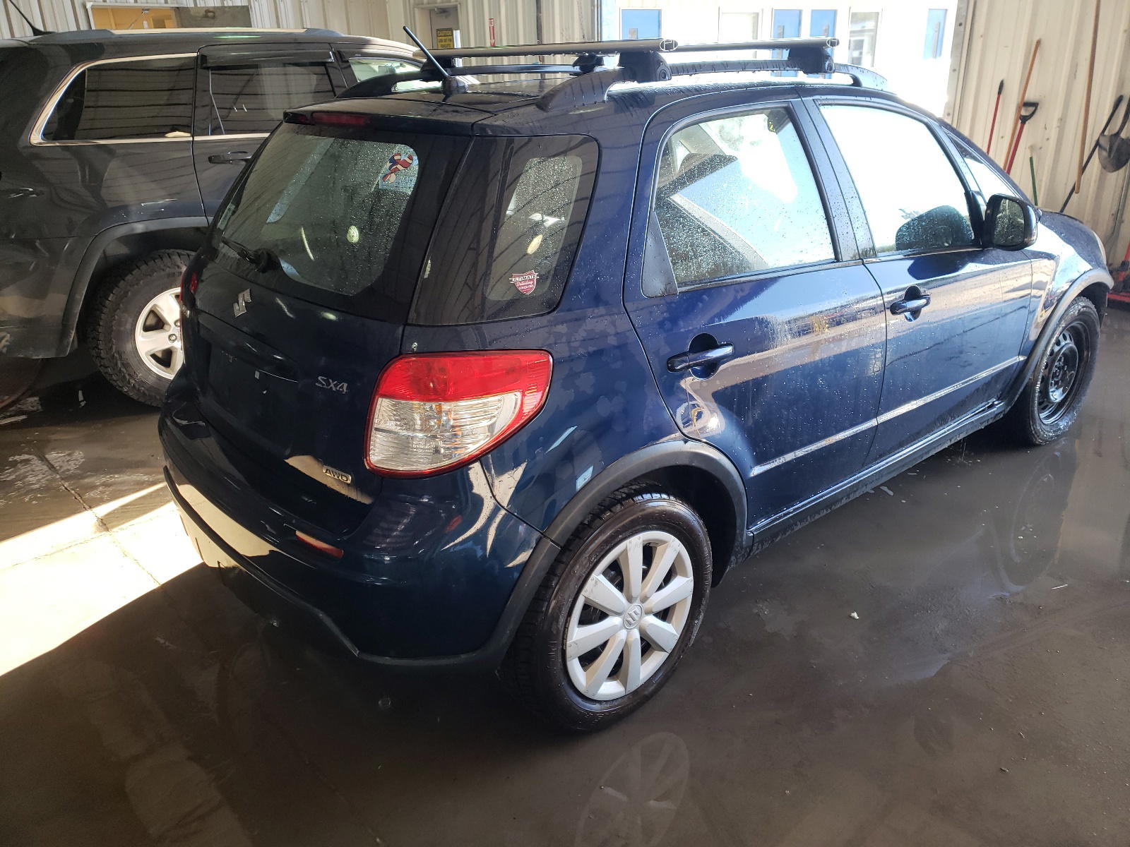 Photo 4 from auction – 2010 SUZUKI SX4 with VIN JS2YB5A30A6311550