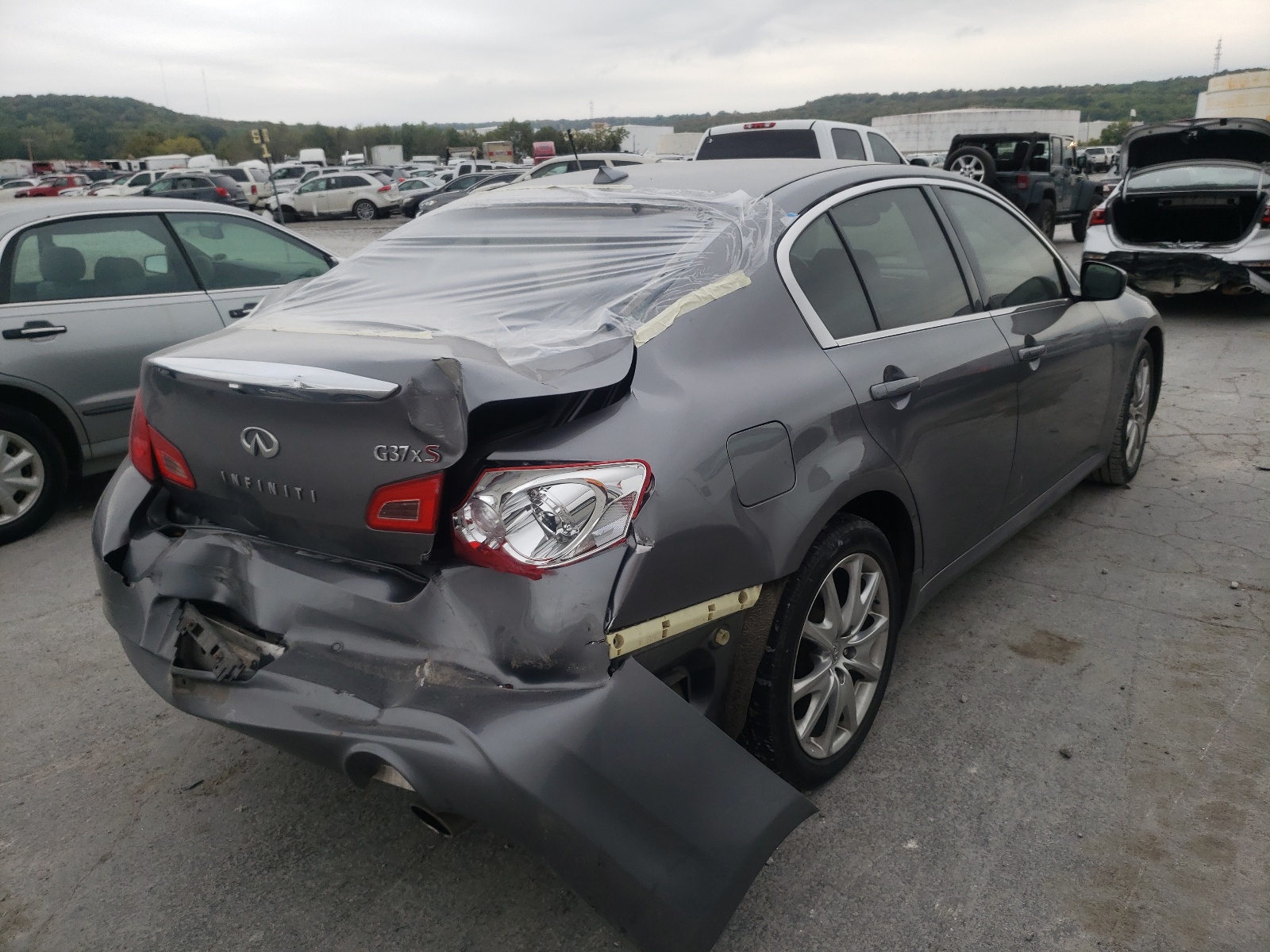 Photo 4 from auction – 2012 INFINITI G37 with VIN JN1CV6AR6CM672904