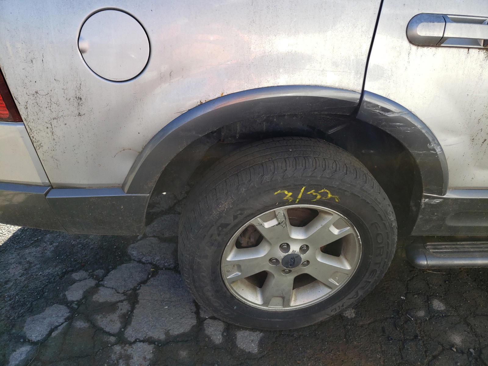 Photo 9 from auction – 2003 FORD EXPLORER X with VIN 1FMZU73K43UA22609