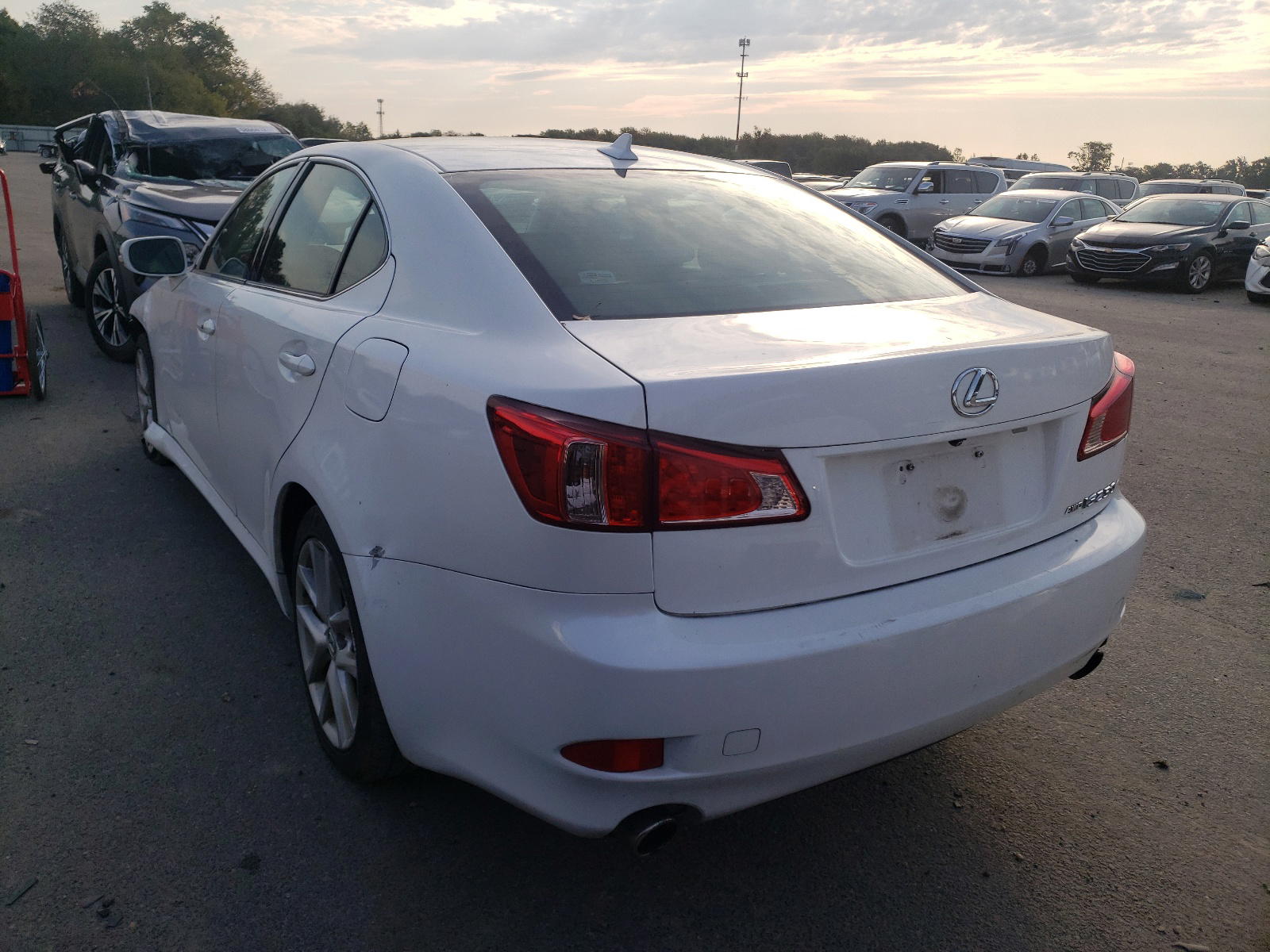 Photo 3 from auction – 2011 LEXUS IS 250 with VIN JTHCF5C21B5048486