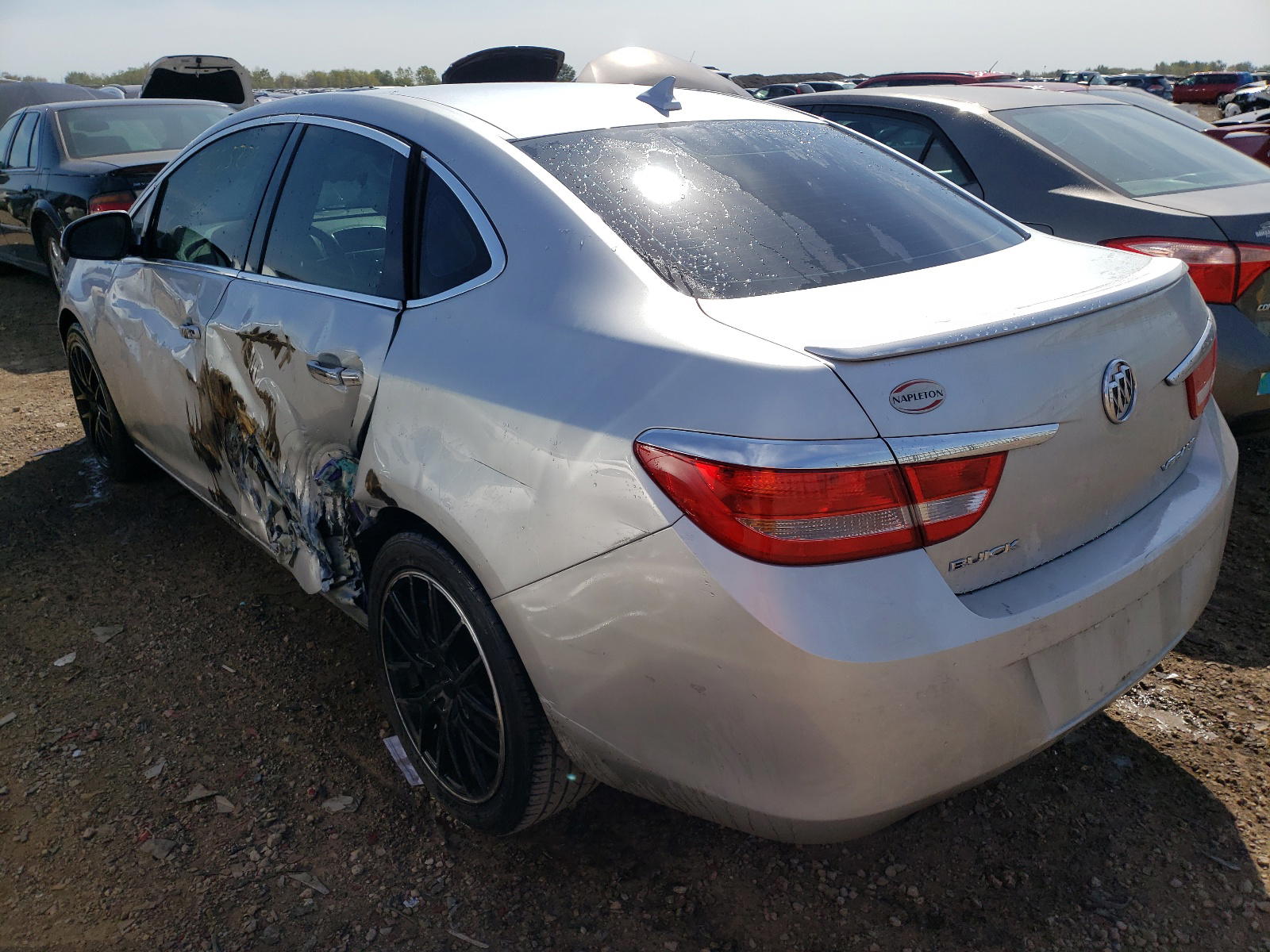 Photo 3 from auction – 2013 BUICK VERANO with VIN 1G4PP5SK8D4135954