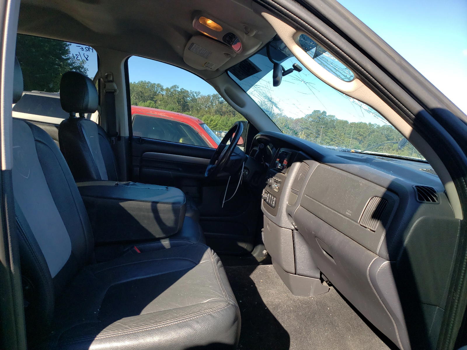 Photo 5 from auction – 2005 DODGE RAM 3500 S with VIN 3D7LS38C65G774995