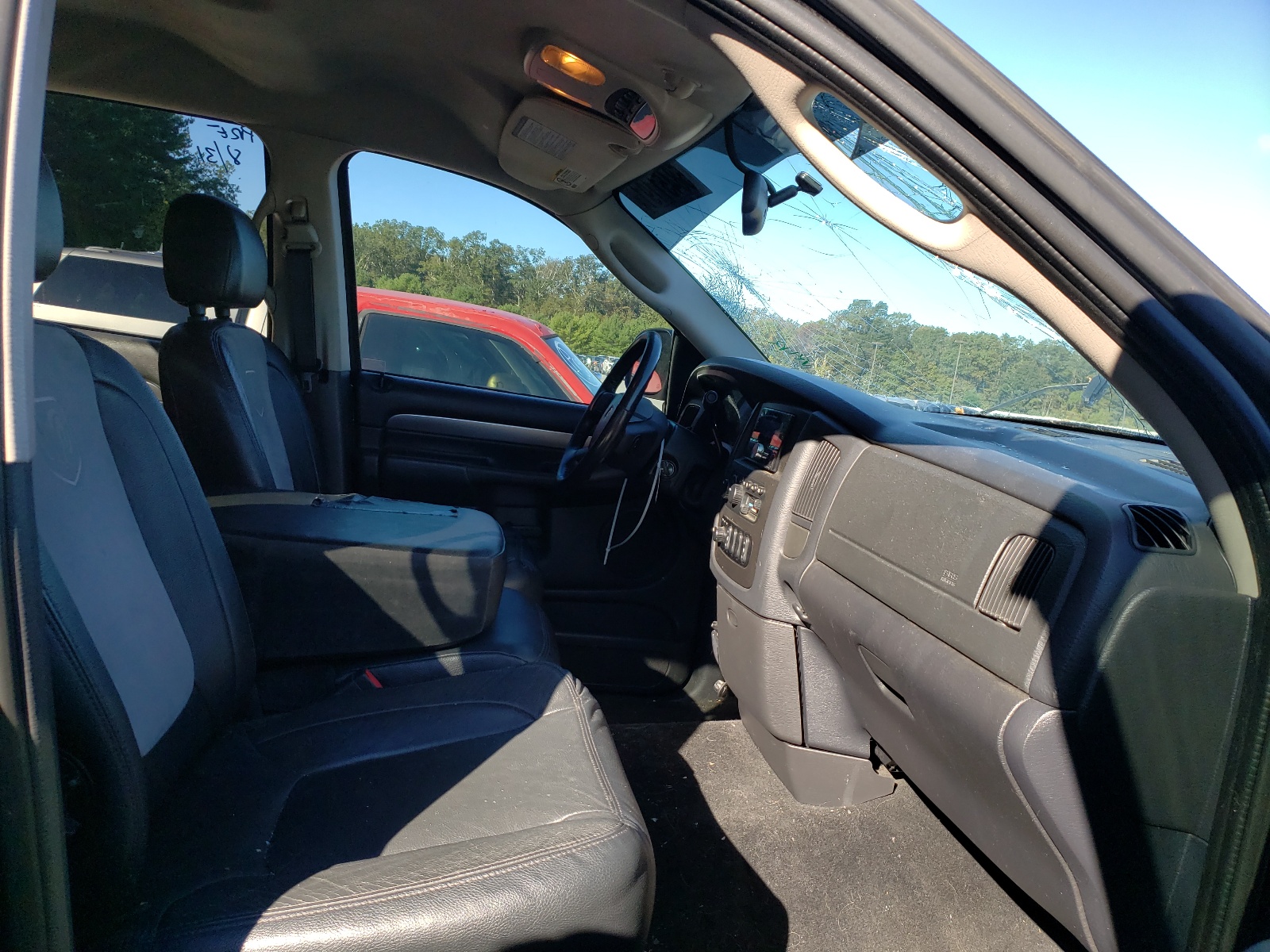 Фото 5 с аукциона – 2005 DODGE RAM 3500 S с VIN 3D7LS38C65G774995