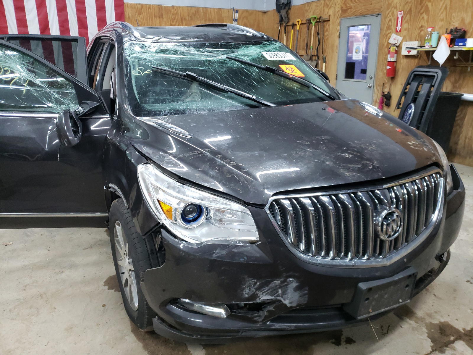 Photo 9 from auction – 2017 BUICK ENCLAVE with VIN 5GAKVBKD2HJ238543