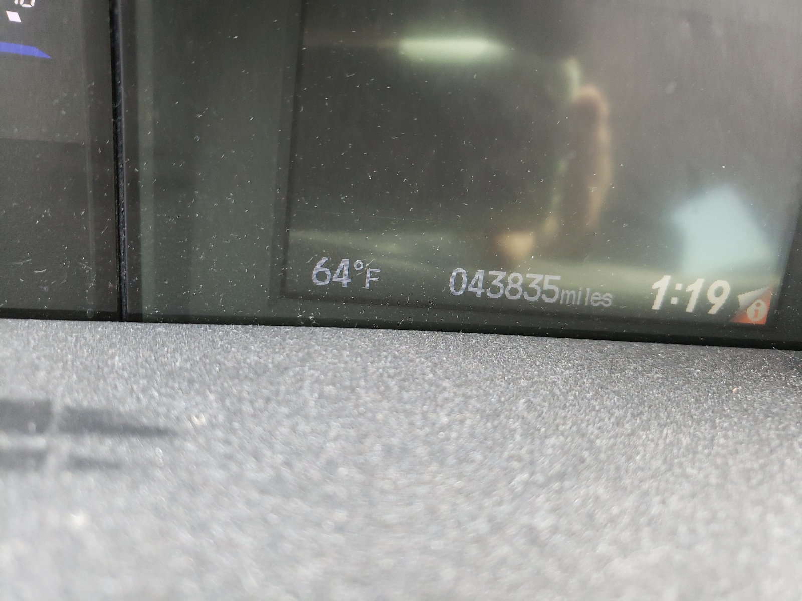 Photo 8 from auction – 2014 HONDA CIVIC LX with VIN 19XFB2F51EE040170