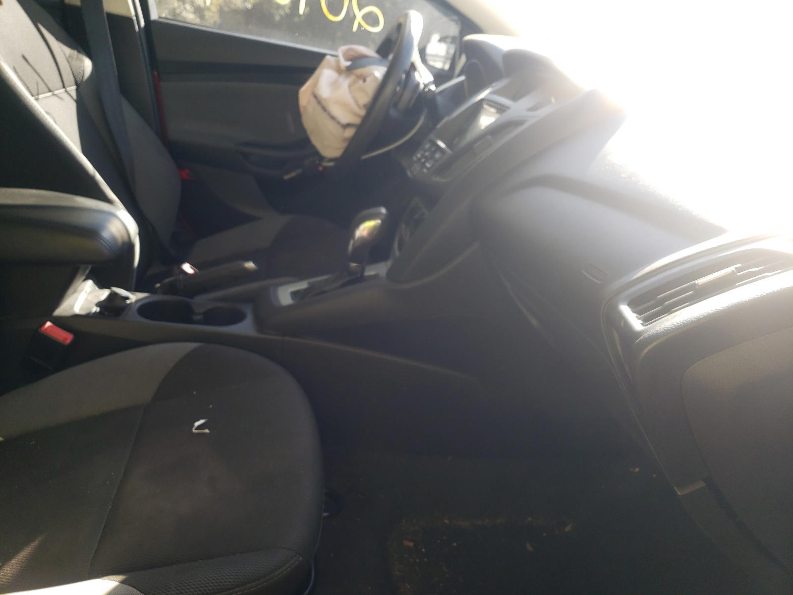 Photo 5 from auction – 2013 FORD FOCUS SE with VIN 1FADP3F23DL282541