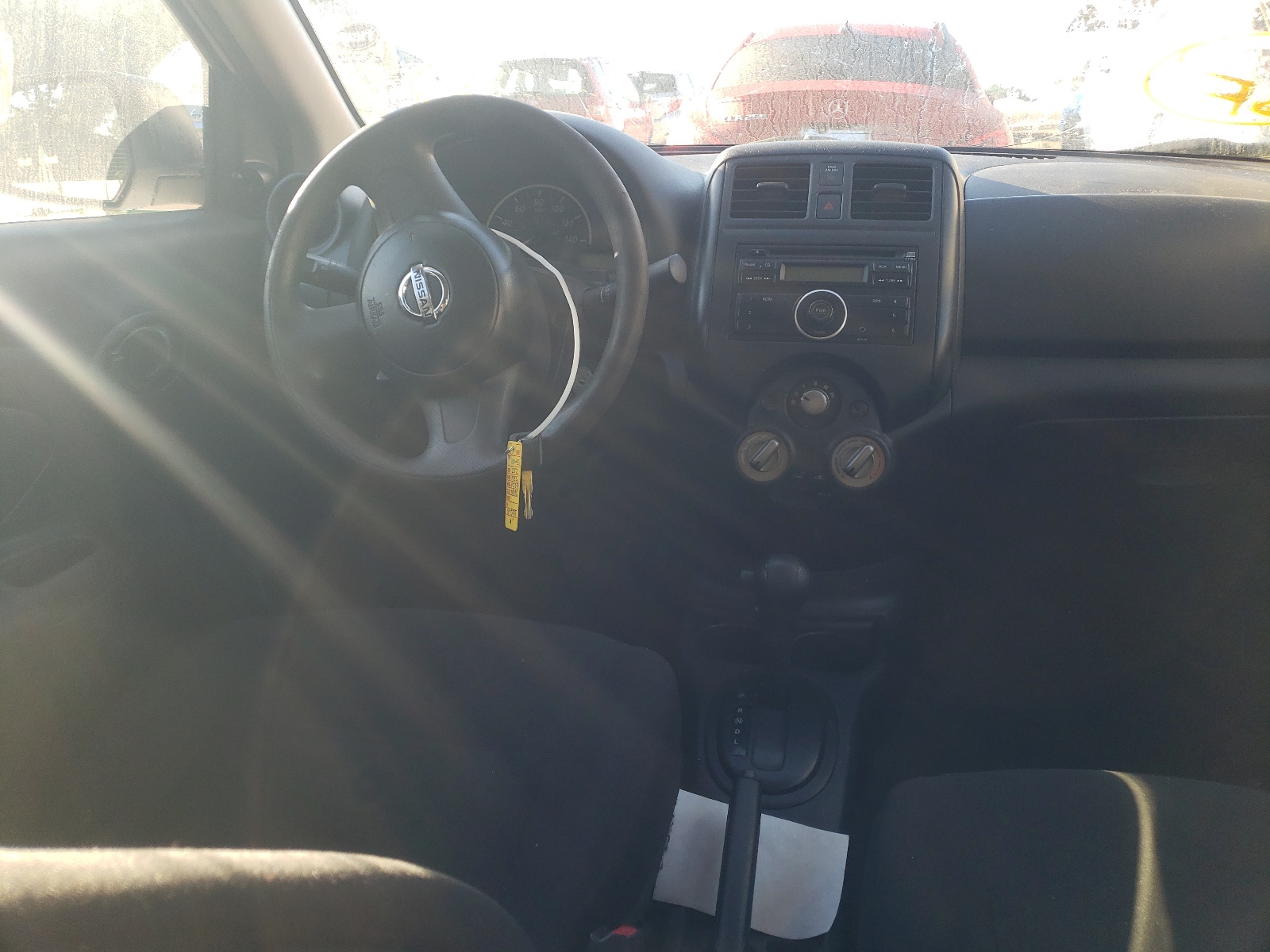 Zdjęcie 9 z aukcji – 2012 NISSAN VERSA S z VIN 3N1CN7AP4CL914149