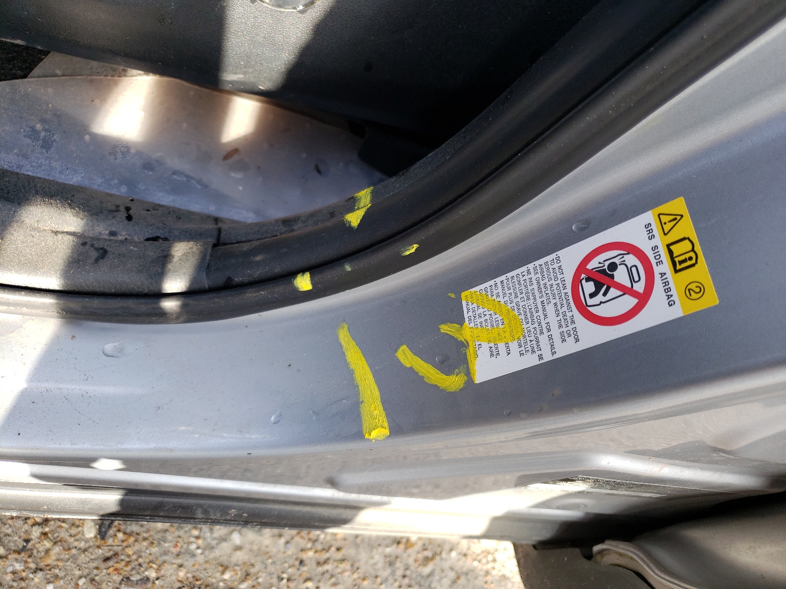 Photo 9 from auction – 2017 TOYOTA RAV4 LIMIT with VIN 2T3YFREV6HW329268