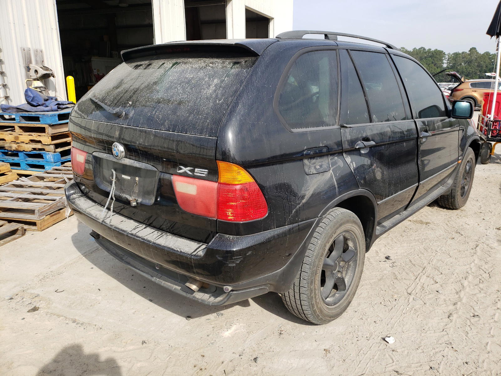 Photo 4 from auction – 2002 BMW X5 3.0I with VIN 5UXFA53582LP46580