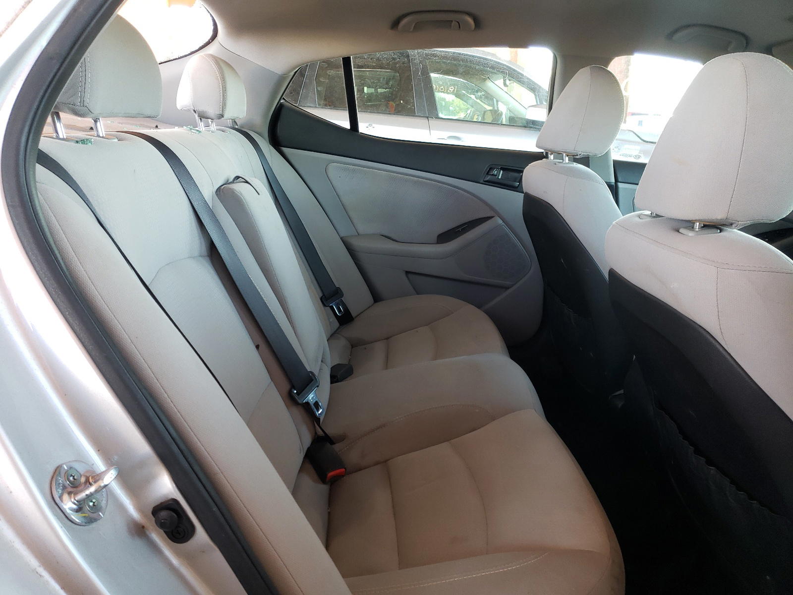 Photo 6 from auction – 2012 KIA OPTIMA LX with VIN 5XXGM4A75CG060039