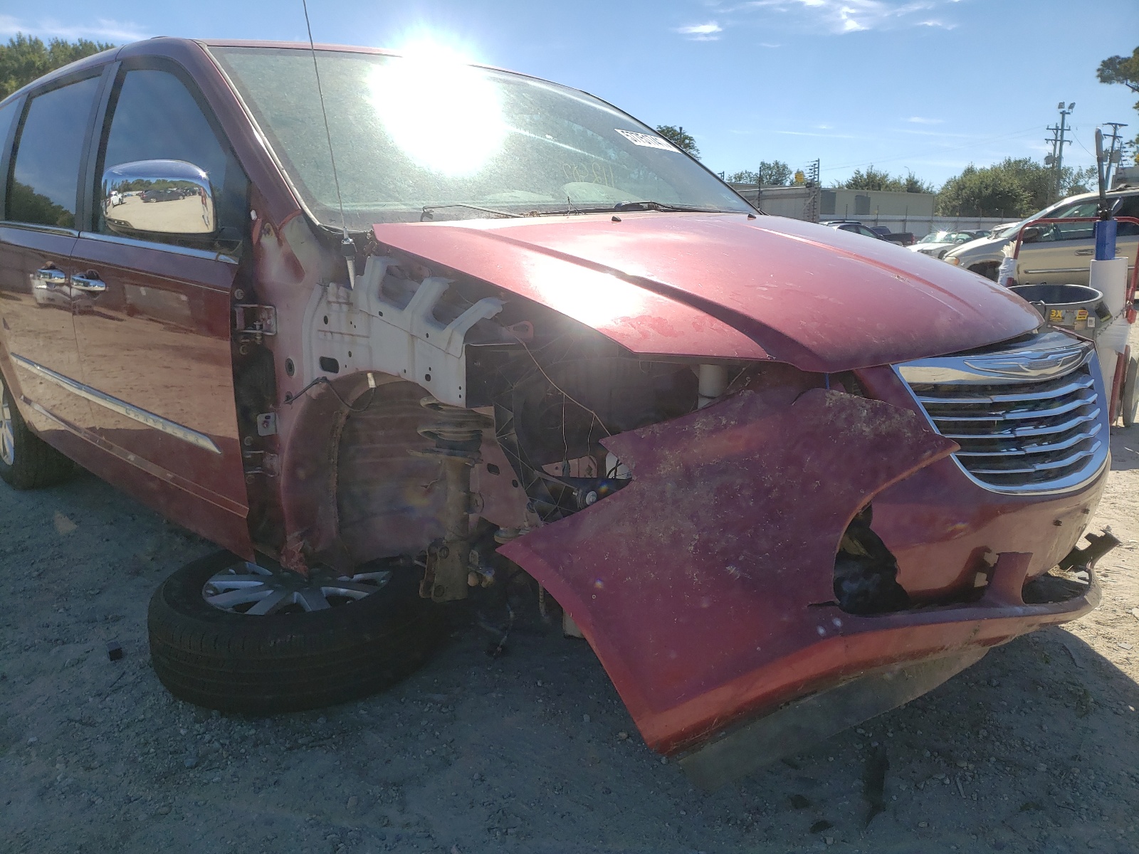Photo 9 from auction – 2012 CHRYSLER TOWN & COU with VIN 2C4RC1CG9CR170882