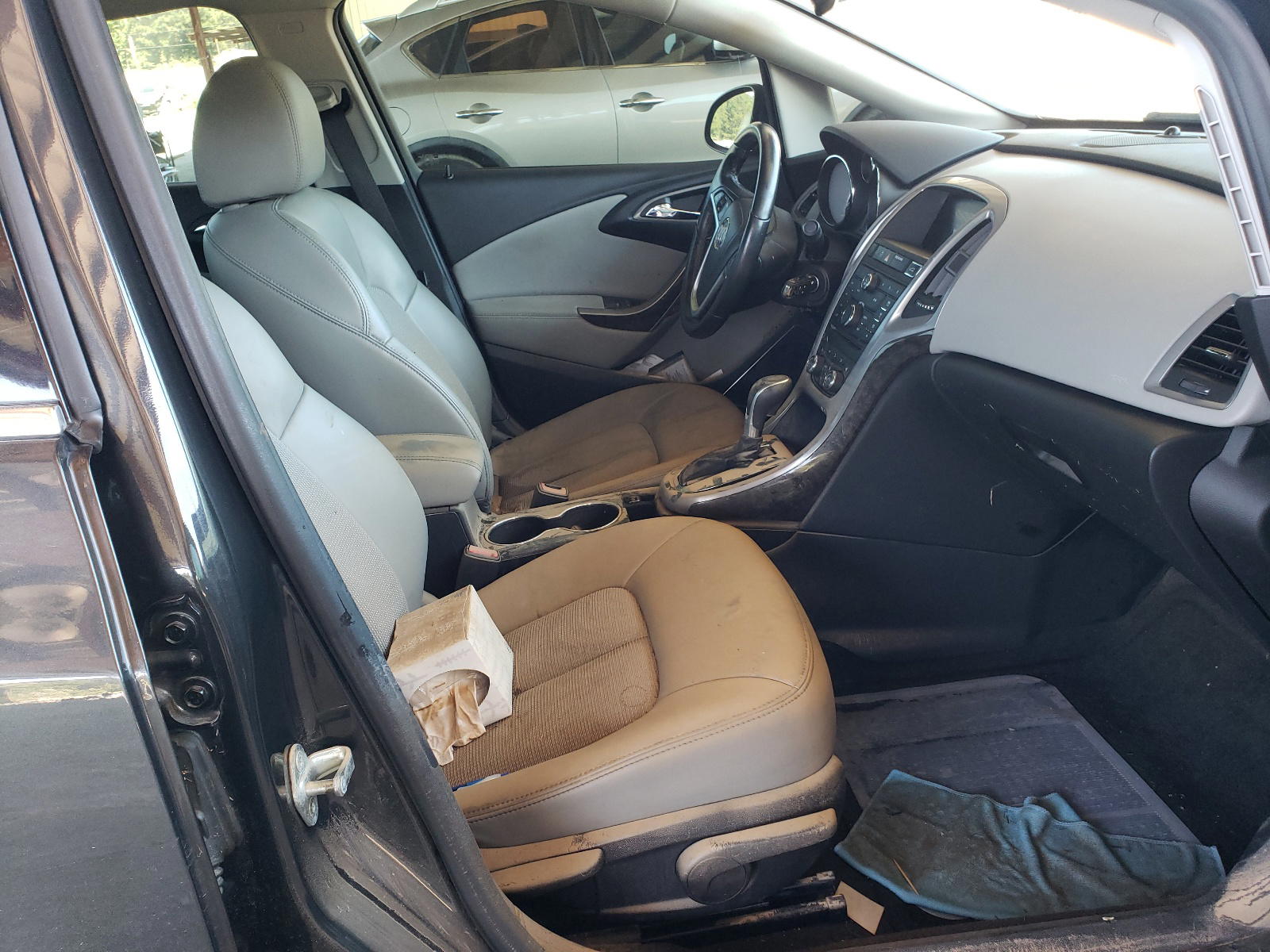 Photo 5 from auction – 2014 BUICK VERANO CON with VIN 1G4PR5SK3E4184622