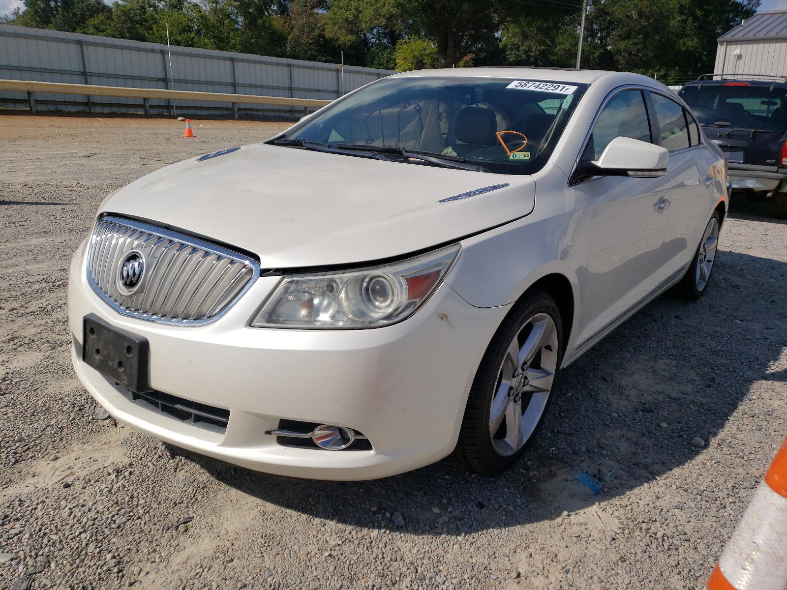 Photo 2 from auction – 2011 BUICK LACROSSE C with VIN 1G4GE5GD8BF118623