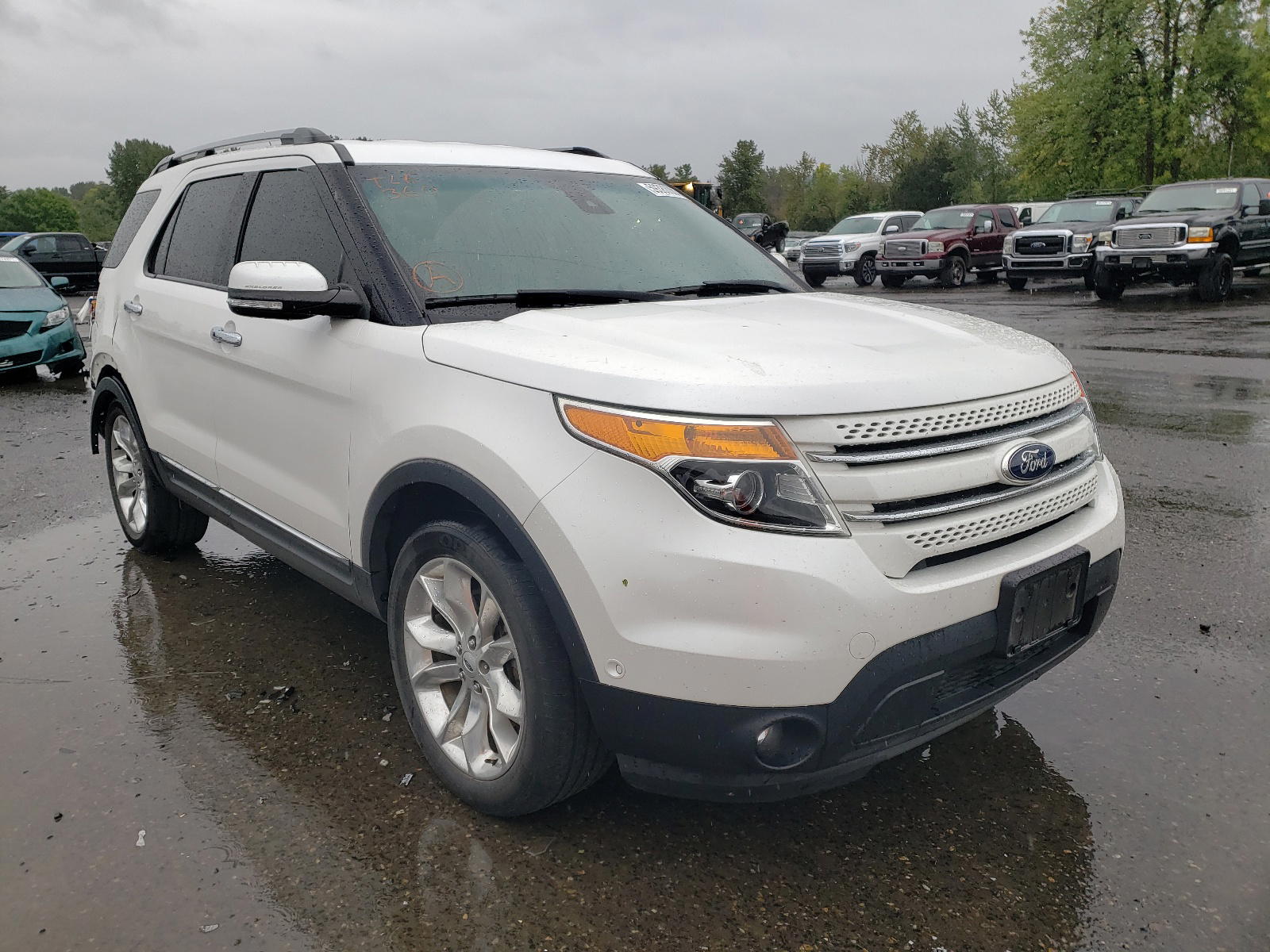FORD EXPLORER L 2015 with VIN 1FM5K8F86FGA34712 - Photo from auction