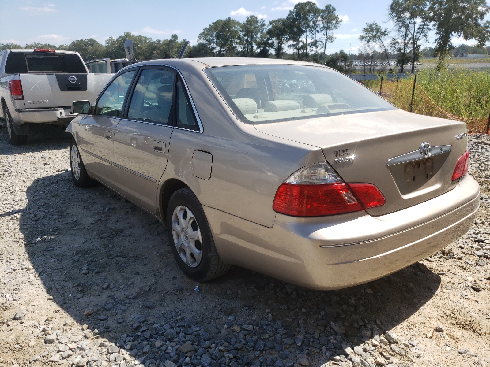 Photo 3 from auction – 2003 TOYOTA AVALON XL with VIN 4T1BF28B53U317600