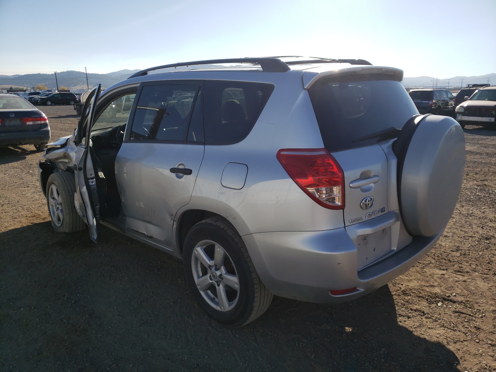 Photo 3 from auction – 2008 TOYOTA RAV4 with VIN JTMBD33V885183720