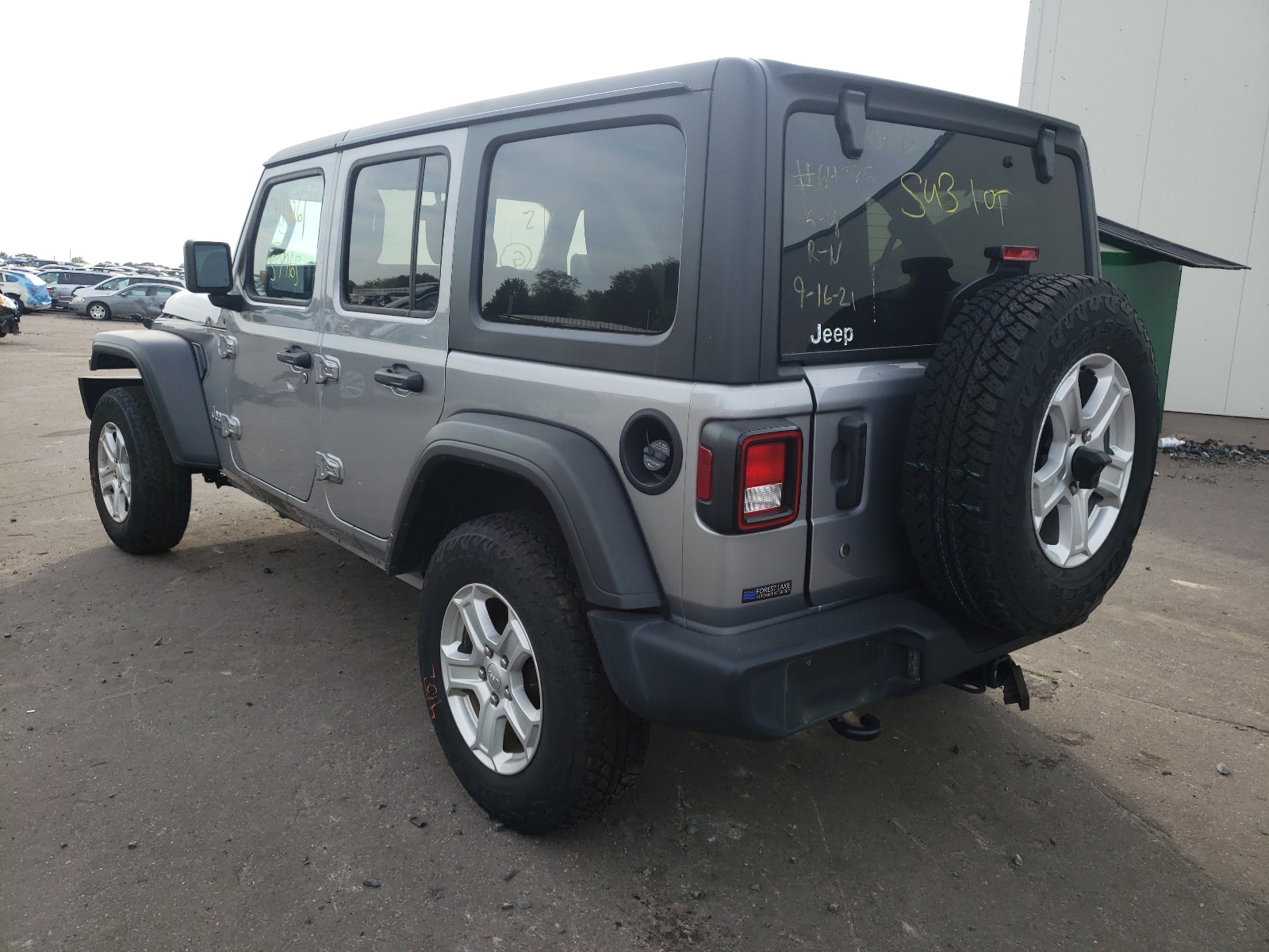 Photo 3 from auction – 2020 JEEP WRANGLER U with VIN 1C4HJXDN1LW155110