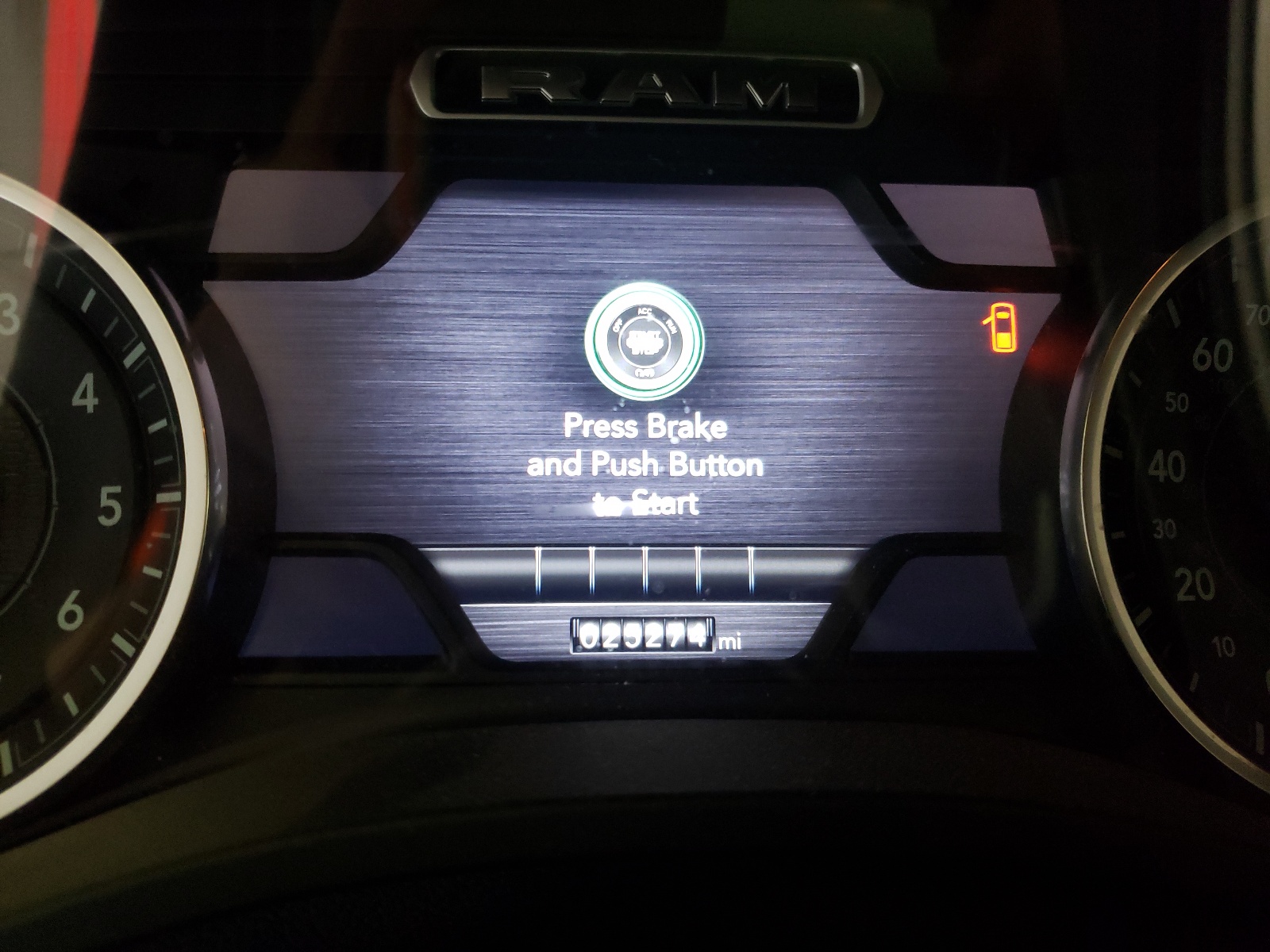 Photo 8 from auction – 2019 RAM 1500 BIG H with VIN 1C6RRFFG1KN695459