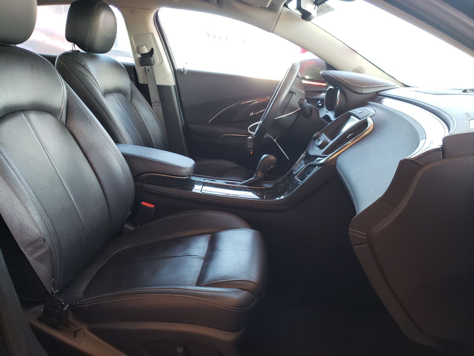 Zdjęcie 5 z aukcji – 2014 BUICK LACROSSE z VIN 1G4GB5G35EF260030