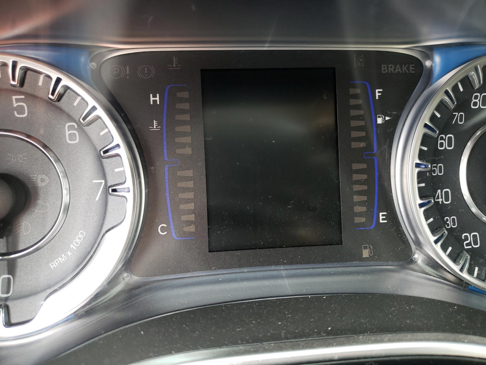 Photo 8 from auction – 2015 CHRYSLER 200 LIMITE with VIN 1C3CCCAB0FN559344