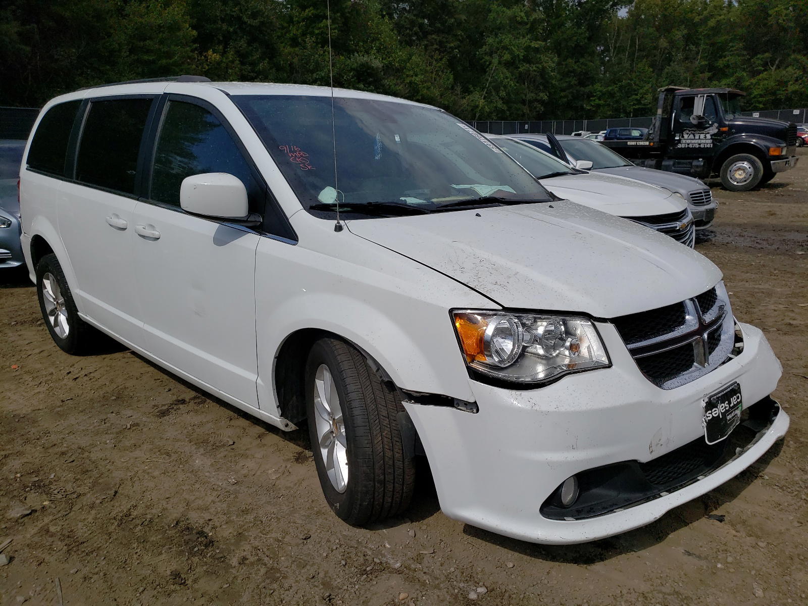 DODGE GRAND CARA 2019 with VIN 2C4RDGCG4KR520451 - Photo from auction