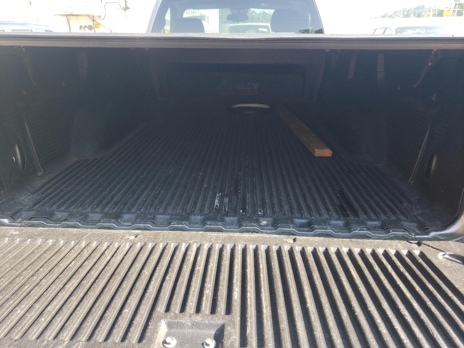 Photo 6 from auction – 2008 CHEVROLET SILVERADO with VIN 1GCEC14C58Z289102