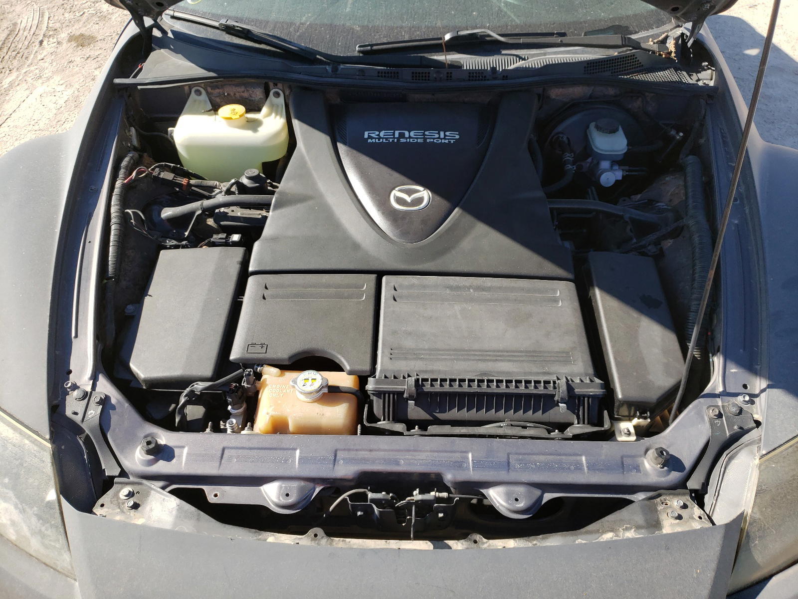 Photo 7 from auction – 2006 MAZDA RX8 with VIN JM1FE173860200859