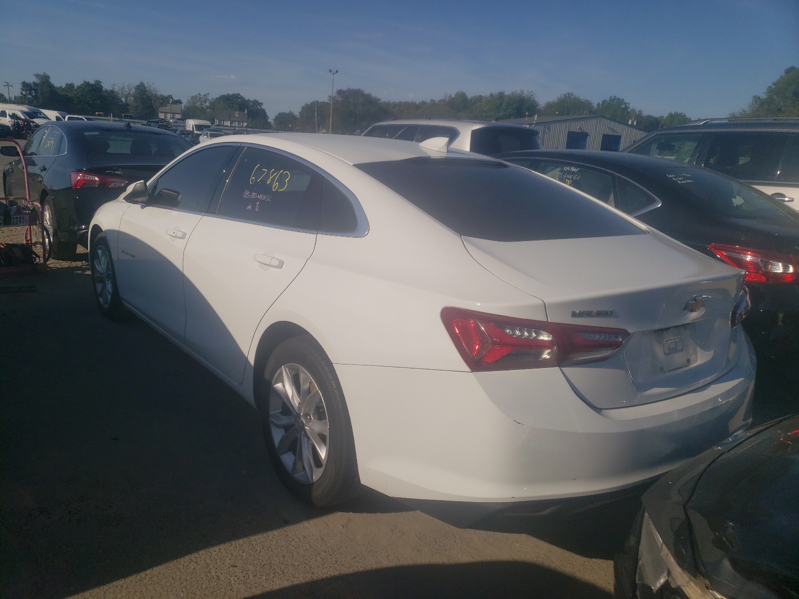 Photo 3 from auction – 2019 CHEVROLET MALIBU LT with VIN 1G1ZD5ST3KF134235